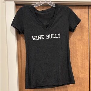 Women's Black V-Neck Graphic Tee Sz small